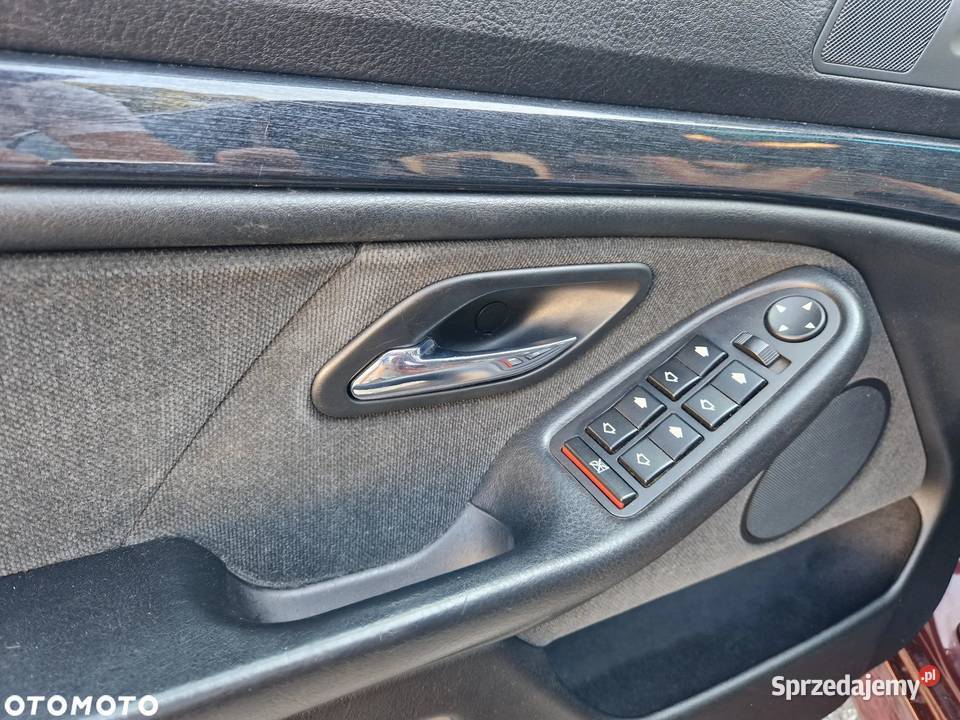 BMW E39 523i stan kolekcjonerski nieuszkodzony Świdnica Polska