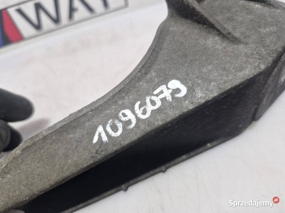 1096079 BMW E39 ŁAPA MOCOWANIE PODPORA SILNIKA sprzedam