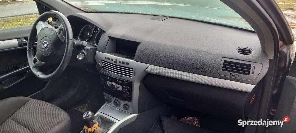 Opel astra h III deska rozdzielcza konsola Rok produkcji 2007 Klecza Dolna