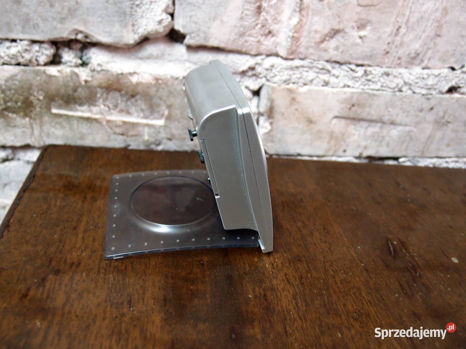 Stylowy kompaktowy budzik Samsung bateria 15V AA Łódź