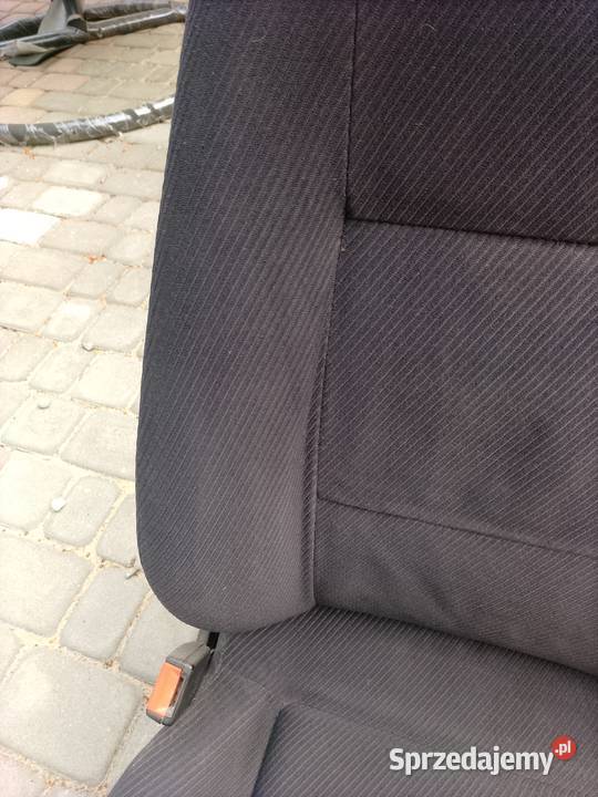 Fotel kierowcy Audi 80 B4 stan śląskie Trachy sprzedam