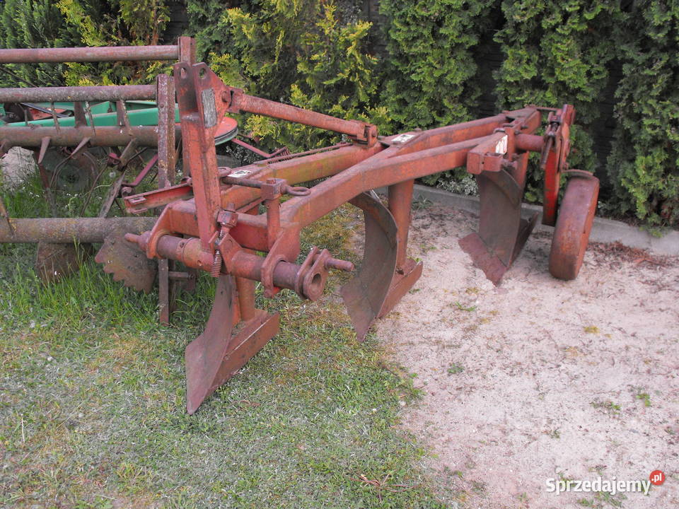 Pług grudziądzki 3 skibowy Marzęcice
