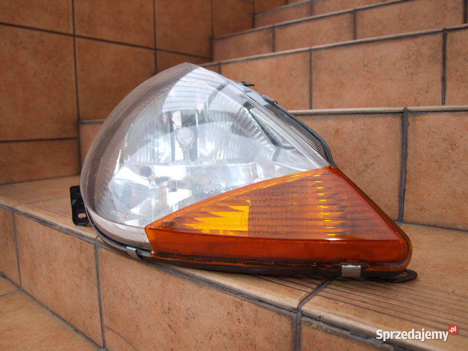 Ford Ka lampa prawa przód 1996 2008r europa wielkopolskie Kalisz