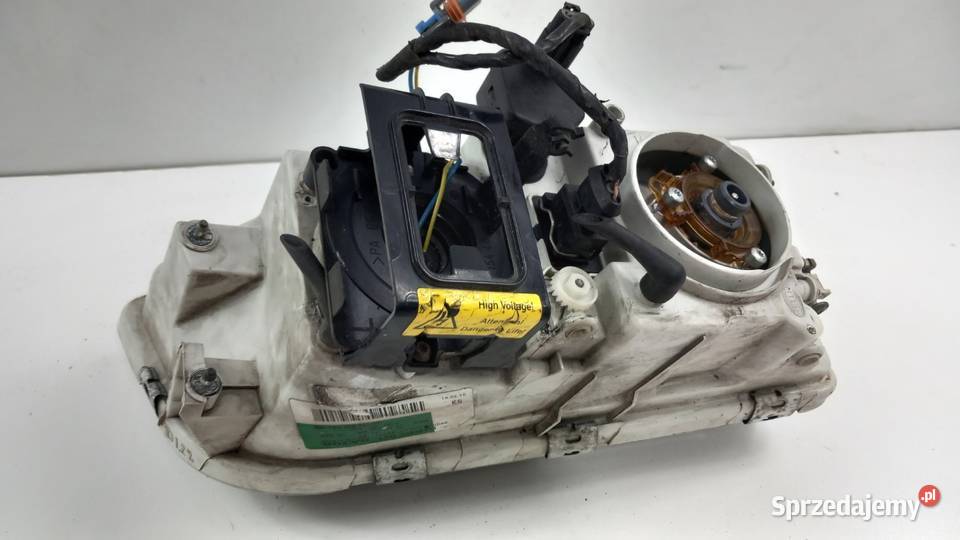 VOLVO V40 I LIFT LAMPA PRZÓD LEWA EUROPA XENON Zbierkowo