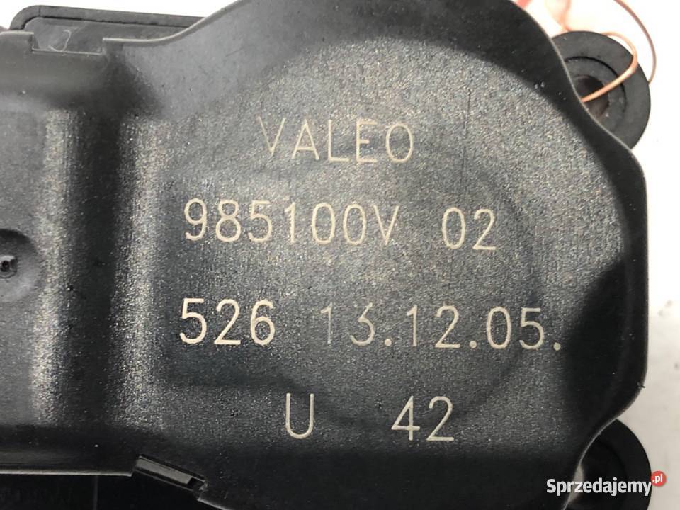 SILNICZEK NAGRZEWNICY OPEL 985100V VECTRA C 0209