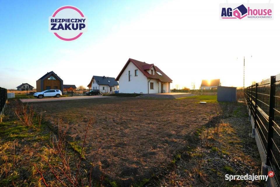 Dom wolnostojący 15859m2 Jantar Różana utwardzona