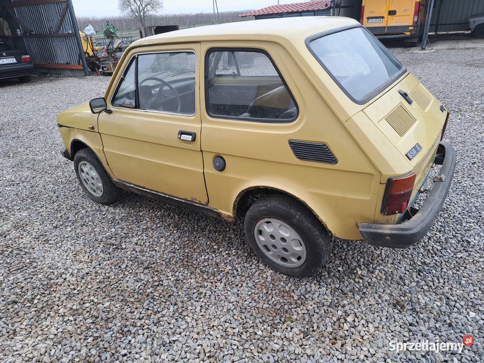 Fiat 126p 1983r kpl uszkodzony Sandomierz