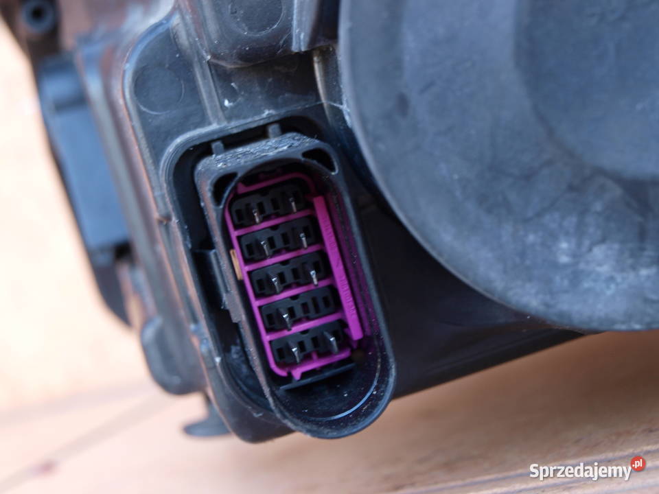VW Golf 6 VI lampa prawa przód 2008 2012r europa Lampy przednie wielkopolskie Kalisz