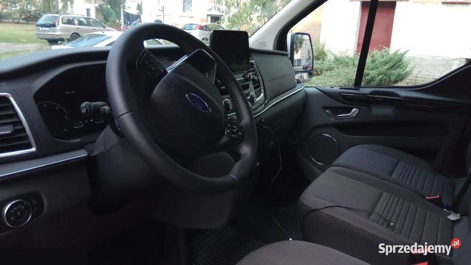 Ford Tourneo Custom 20 EcoBlue L2 Shuttle Bus 1995cm3 Legnica