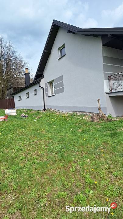 Elewacje budynków Niedźwiedź