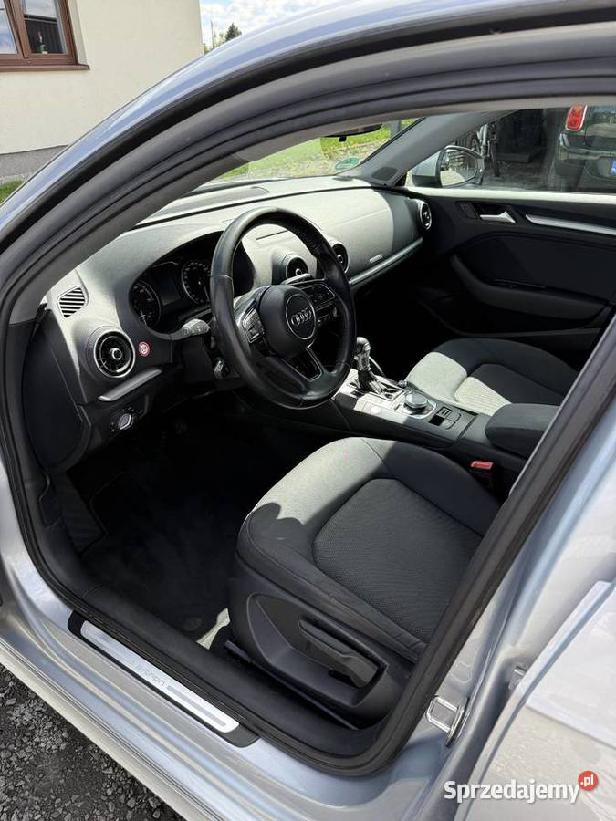 Audi A3 etron 2018 Książenice