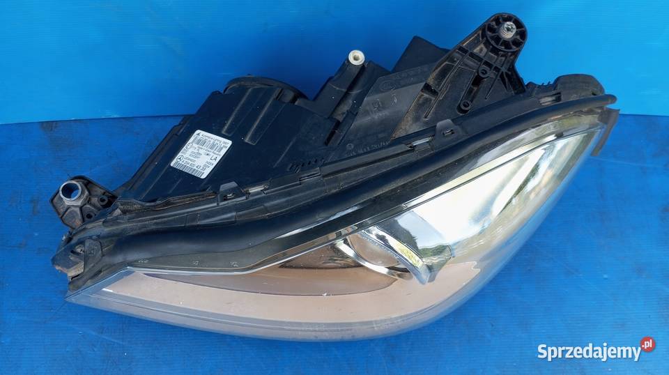LAMPA LEWY PRZÓD EU BI XENON ILS MERCEDES C osobowe wielkopolskie Nowy Tomyśl