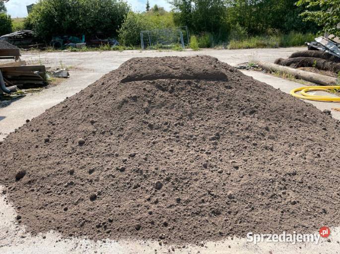 Piękna ziemia ogrodowa humus czarnoziem pod Ryki