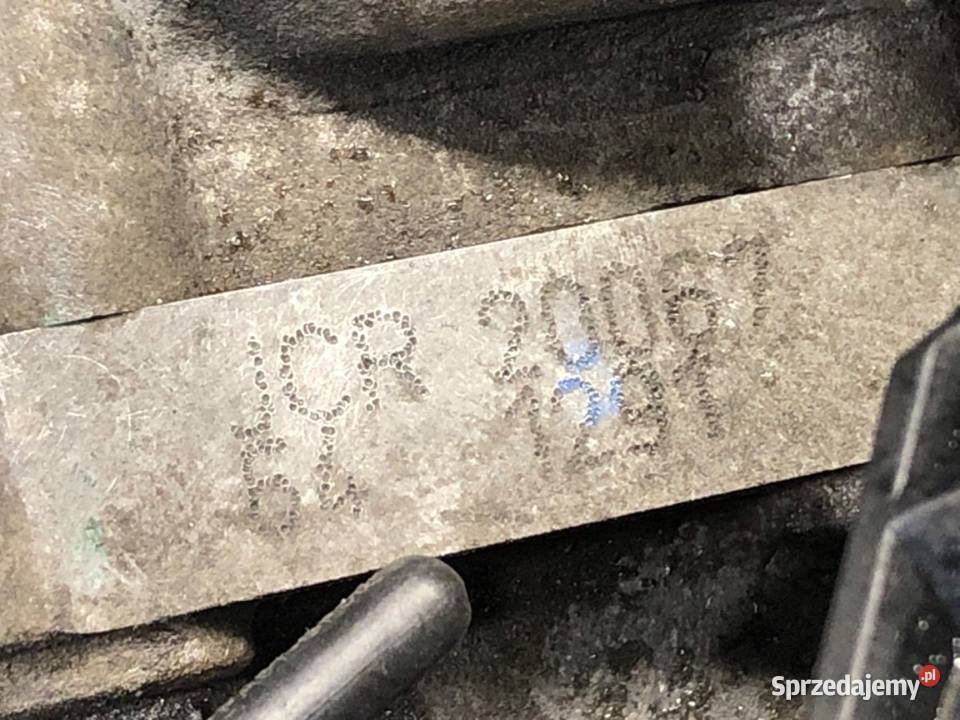 SKRZYNIA BIEGÓW VW GOLF V JCR 19 105 0709 osobowe