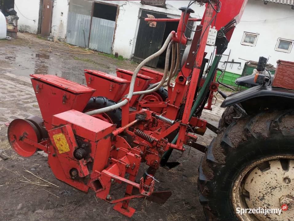 Sprzedam sieczkarnia siewnik i rozsiewacz
