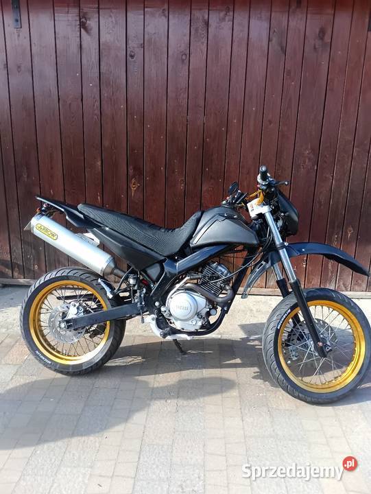 Yamaha XT 125