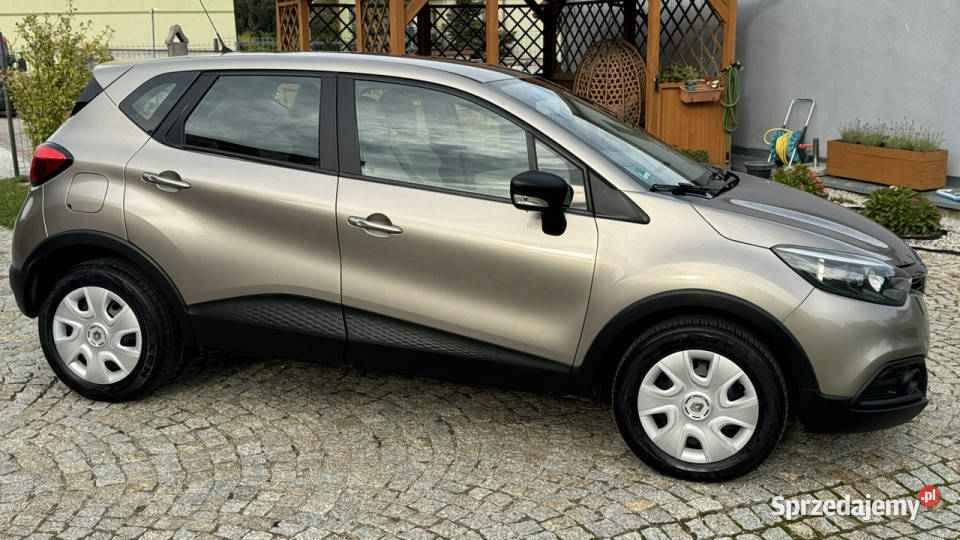 Renault Captur 09 Turbo 90 z Niemiec Nawigacja centralny zamek Strzegom sprzedam