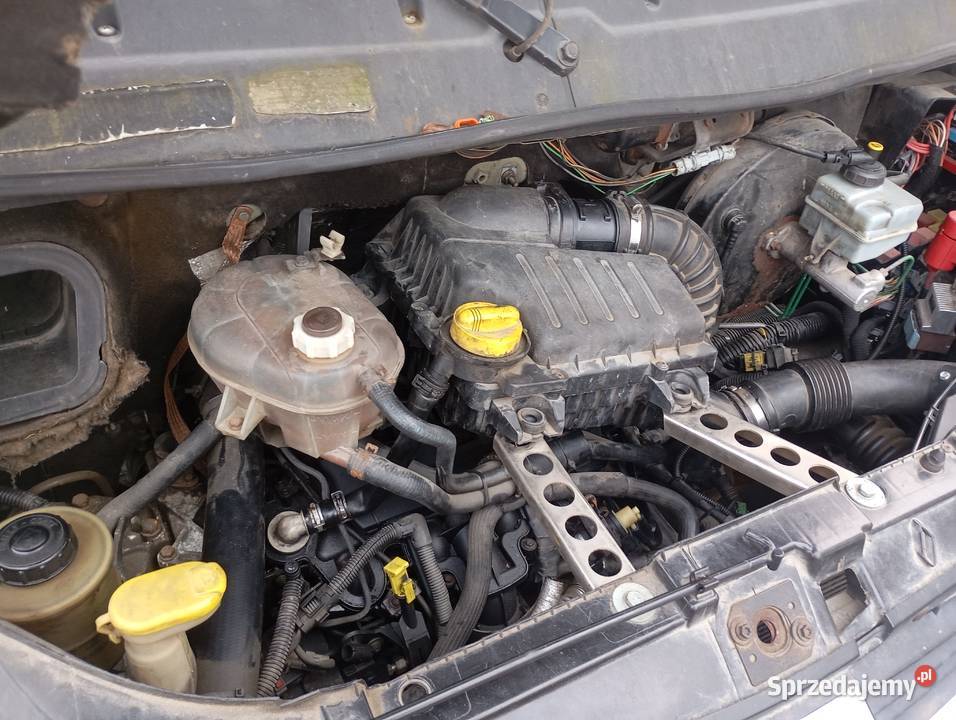 Master 2007 r autolaweta Samochody dostawcze