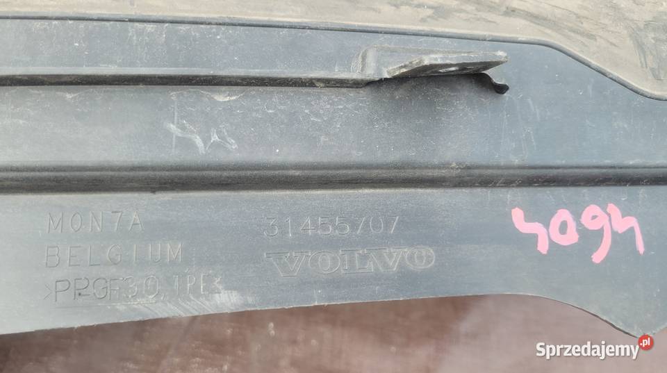 VOLVO V40 V40CC KIEROWNICA POWIETRZA ŻALUZJA osobowe Ruda Śląska