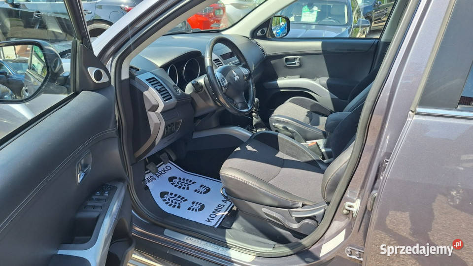 Mitsubishi Outlander AWD ksenony PDC II 20062013 elektryczne lusterka
