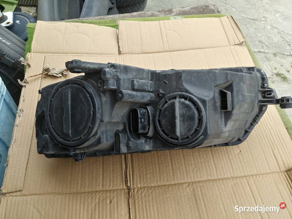 Lampa przód prawa Skoda Octavia III 5E1941018 Lampy przednie Dębno