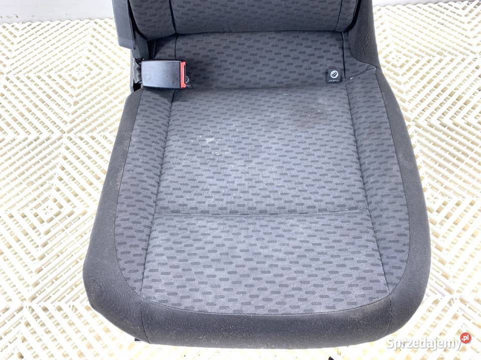 FOTEL TYŁ LEWY SKODA ROOMSTER Van minibus 0615