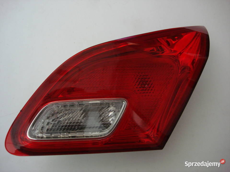OPEL ASTRA J IV HB TYLNA PRAWA LAMPA TYŁ ZEW WEW Suwałki