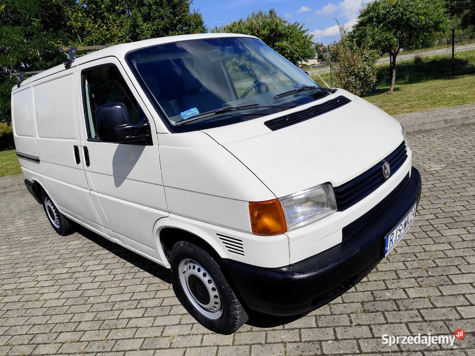 Volkswagren Transporter T4 19 TD 2001 Zadbany Rok produkcji 2001 Jasło