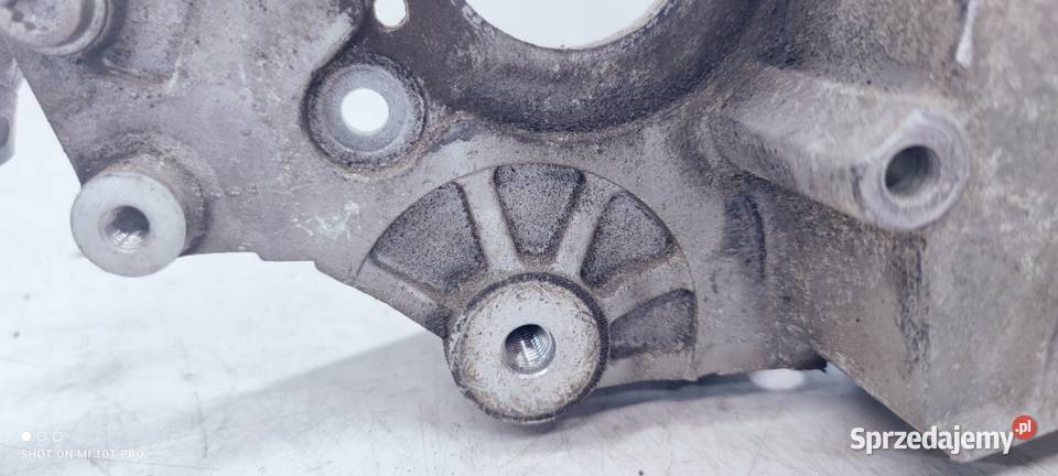 ŁAPA ALTERNATORA AUDI A3 VW 03L903139E ORYGINAŁ osobowe Przystajń