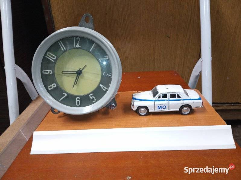 Zegarek z samochodu Warszawa Toruń