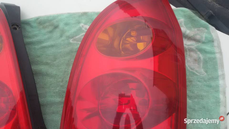 lampy tylne Nissan Primera P12 kombi Elbląg
