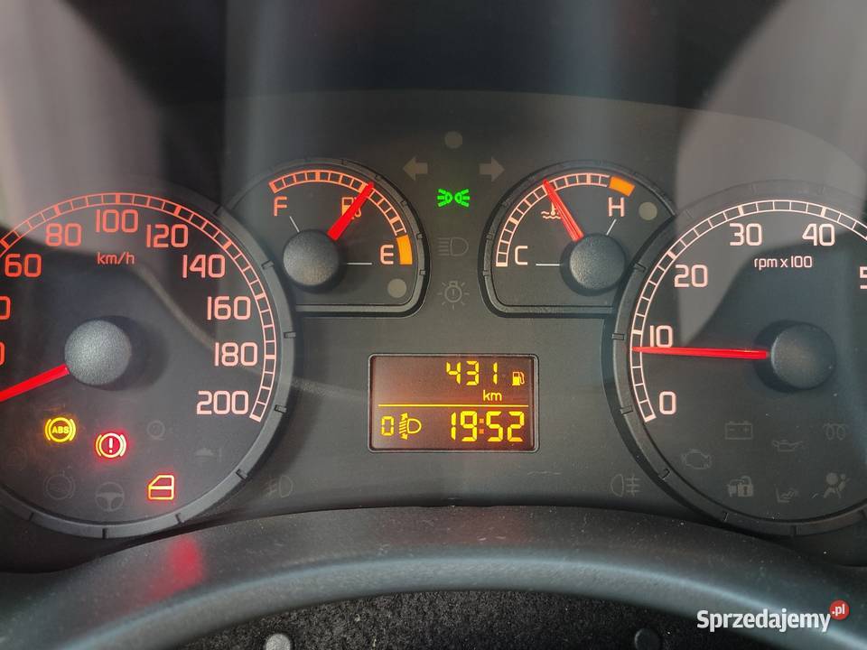 Sprzedam Fiat Punto 2 FL 2004 EURO 4 2/3 Jawornik