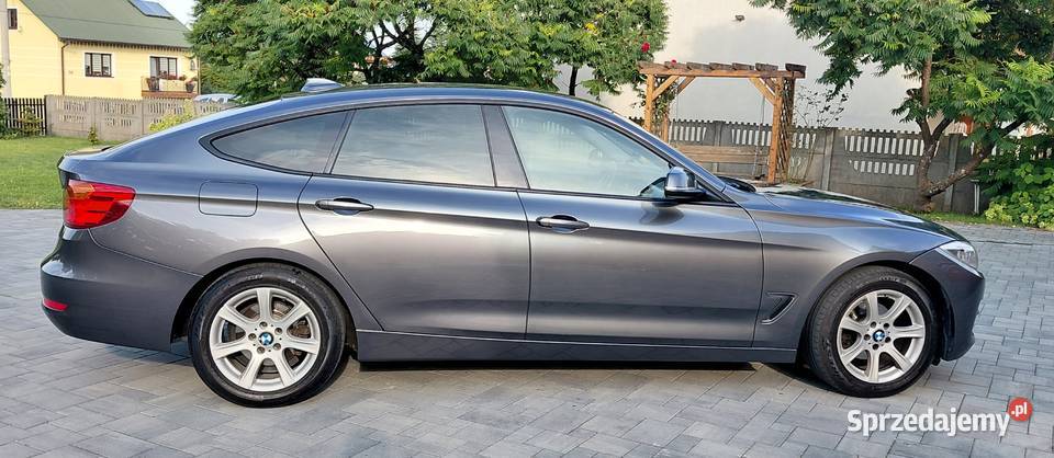 BMW 3GT 20d 177 2015r światła przeciwmgielne Sztombergi