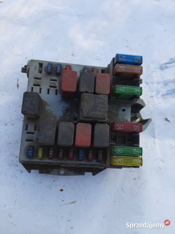 Fiat Stilo skrzynka bezpieczników 46846105 Ksawerów