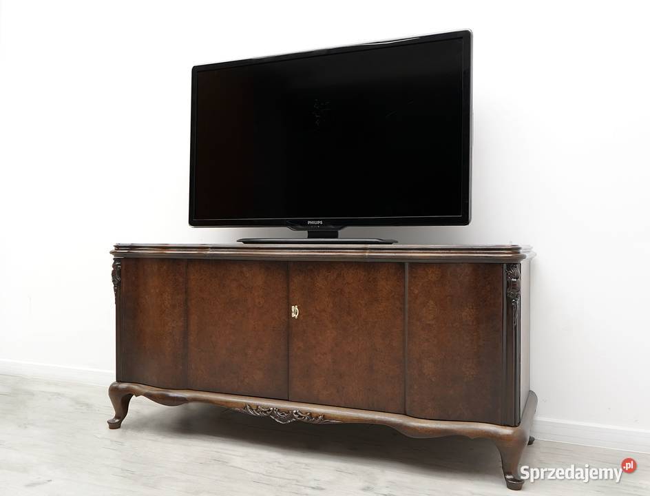 Zabytkowa komoda z lat 40tych w stylu wielkopolskie