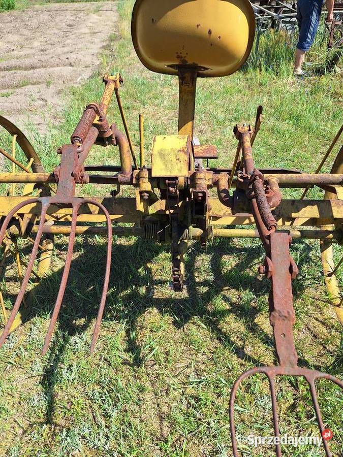 Przewracarka konna do siana