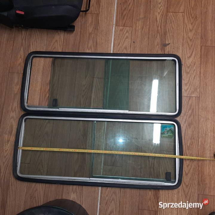 Vw Transporter T3 szyba przesuwna prawa zielona