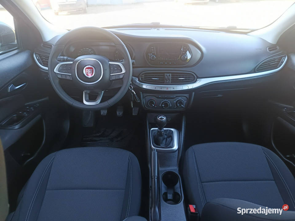 Fiat Tipo SW 14 95 POP serwisowany niski manualna Nowy Sącz sprzedam