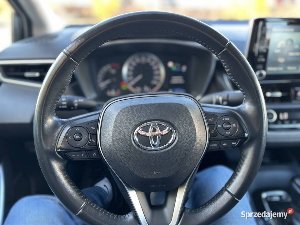 Toyota Corolla Hybryda 18 benzyna salon 2021 Inowrocław