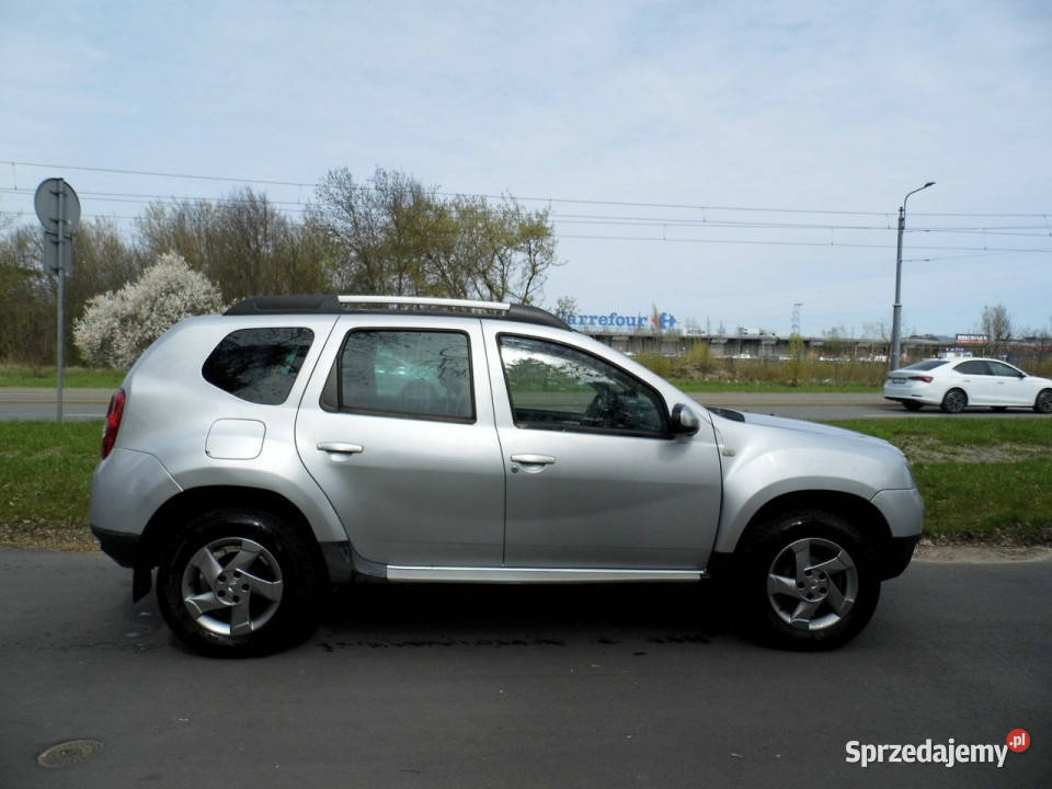 Dacia Duster 16 gaz I 20092017 Rok produkcji 2013 Łódź