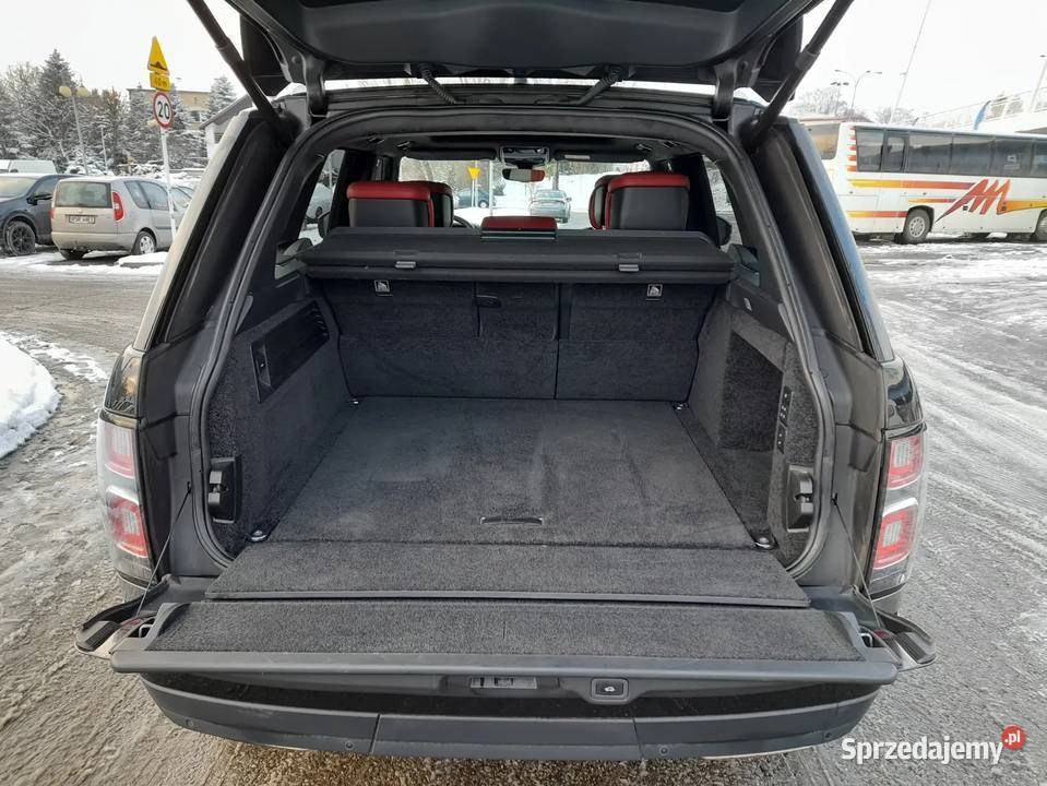 Land Rover Range Rover 50 V8 Santorini Black