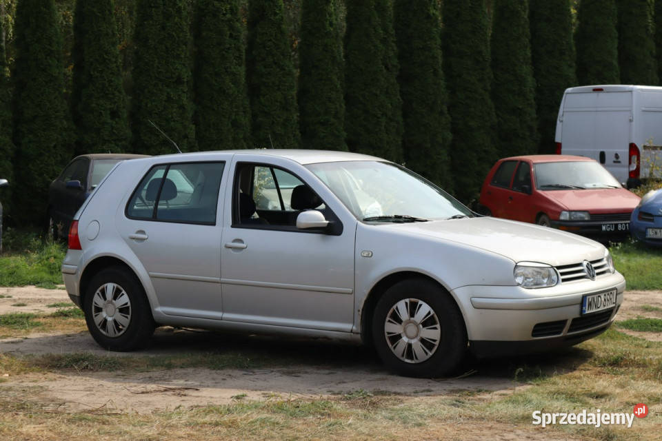 Volkswagen Golf 1999r 16 Benzyna 5 Drzwi Warszawa
