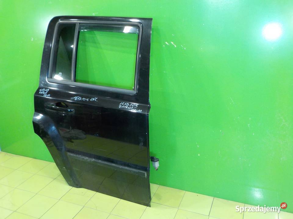 JEEP PATRIOT 24 B AUT 09r SUV 5D drzwi prawe tyl Suków