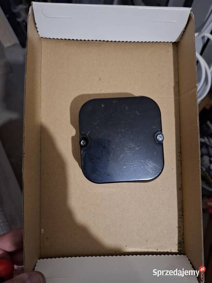 Puszka instalacyjna Kajetany