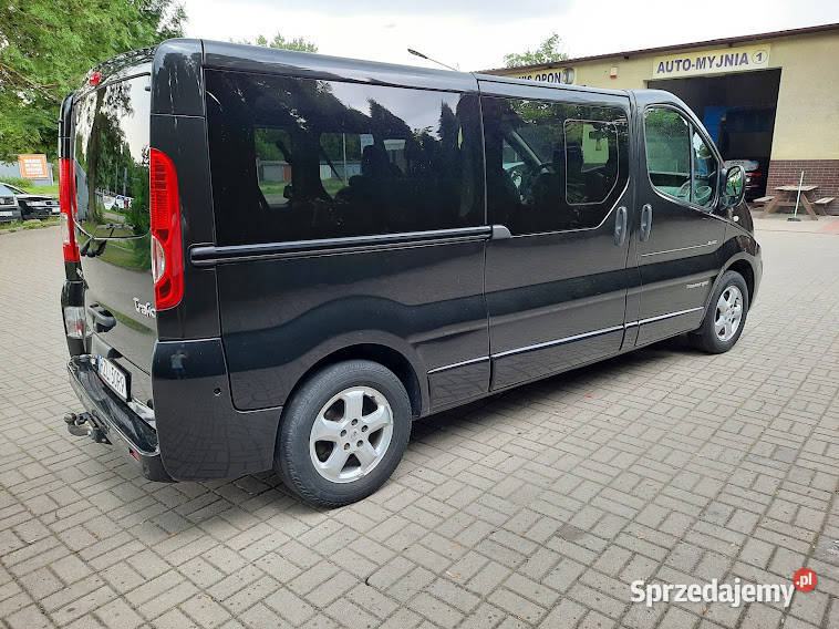 8osobowy Black Edition Passenger Long Trafic Złotów