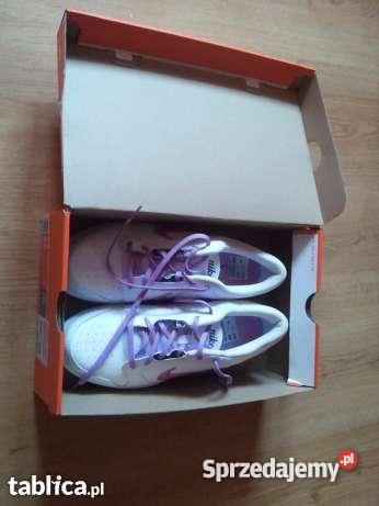 NIKE WMNS STEADY IX 41 metka karton