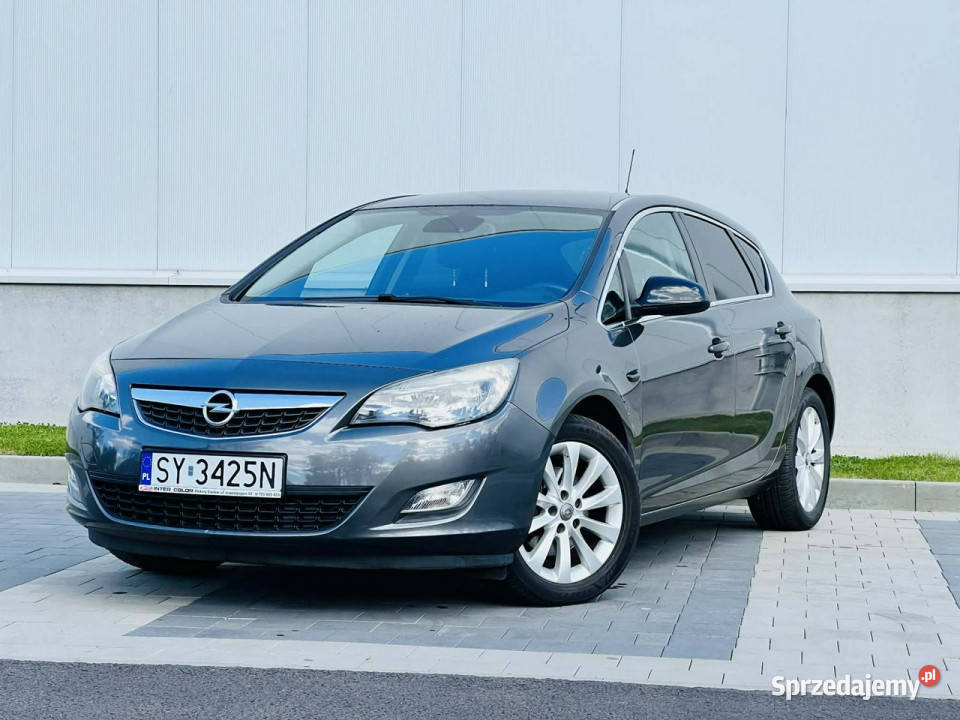 Opel Astra Opel Astra 16 Turbo Design Edition J Hatchback Mikołów