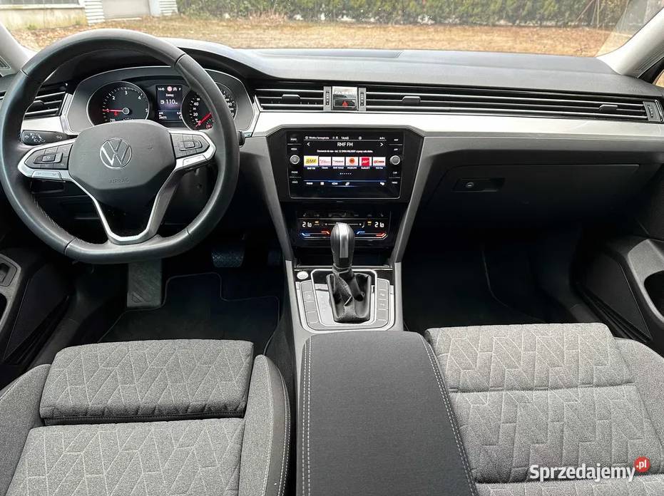 VW Passat kombi wynajem z wykupem w kwocie 2590 5km Warszawa