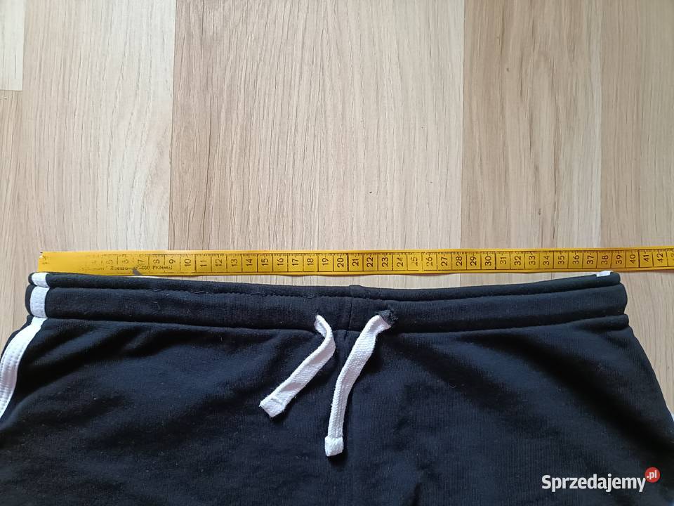 Krótkie czarne spodenki Łódź