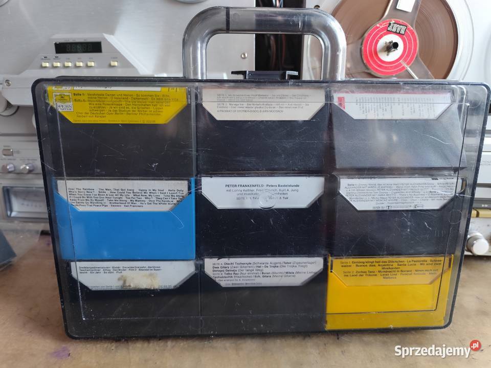 palstikowy pojemnikwalizka na kasety Stargard